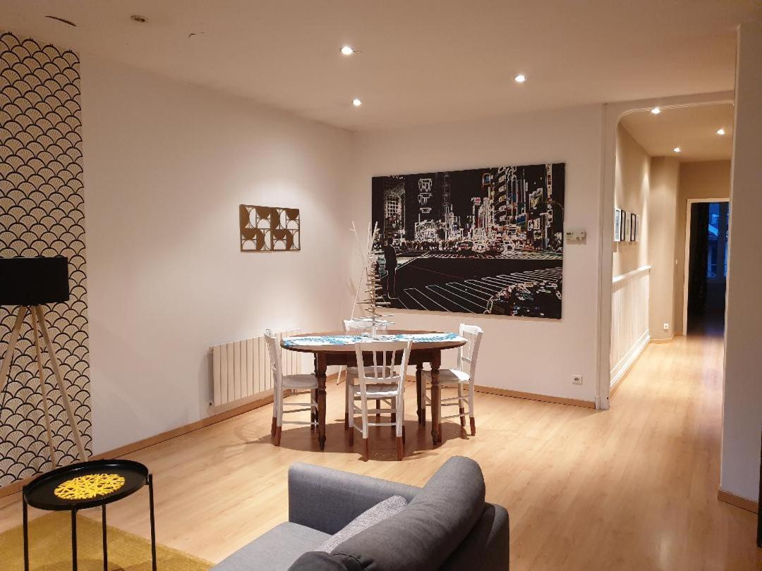 Tulle : Bel Appartement Lumineux En Centre Ville エクステリア 写真