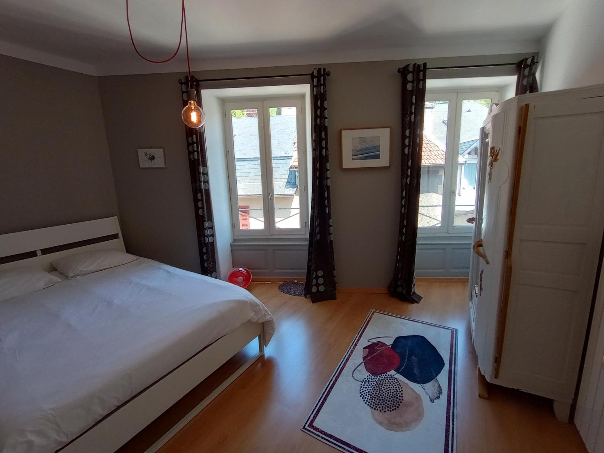 Tulle : Bel Appartement Lumineux En Centre Ville エクステリア 写真