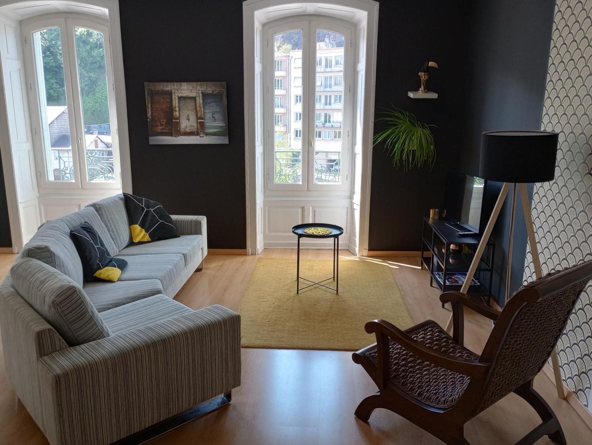 Tulle : Bel Appartement Lumineux En Centre Ville エクステリア 写真